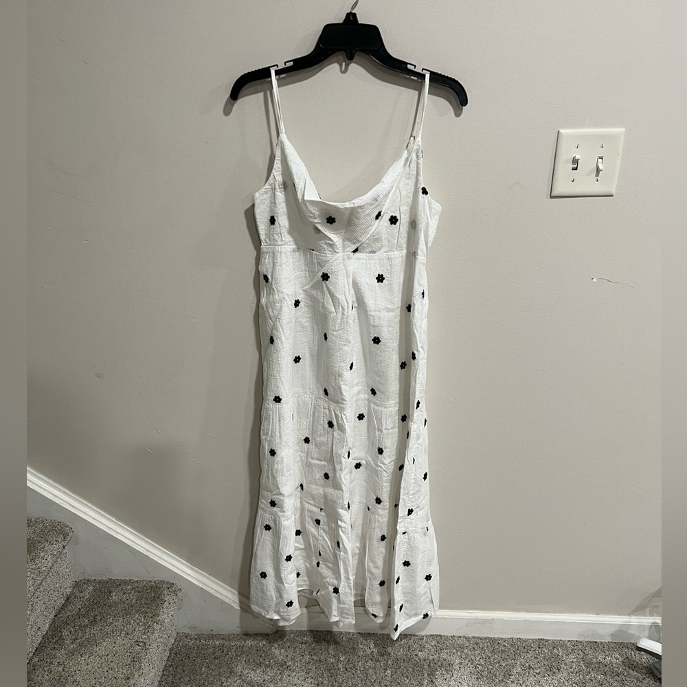 NWT LOFT Floral Twist Cutout Cami Floral Midi Dress - Picture 3 of 9